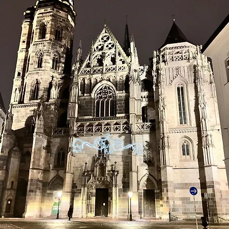 아파트 Cozy Medieval Nest *