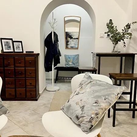 Cozy Medieval Nest *